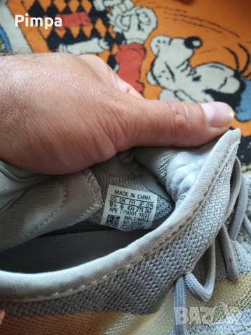 Adidas Yeezy Boost 350 V2 Tail Light маратонки , снимка 5 - Маратонки - 51391496