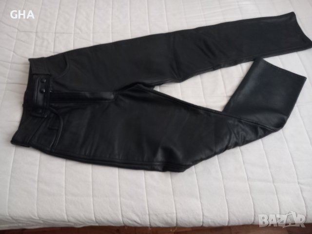 Дамски кожени панталони -черни .Подходящи за рокерки, снимка 1 - Панталони - 43087394