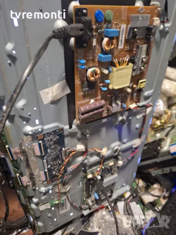 Платка MAIN AV 715G6092-M0H-000-004K for, PHILIPS 32PFH4309/88 for 32inc DISPLAY TPT315B5HVN05 REV:S, снимка 7 - Части и Платки - 47389009