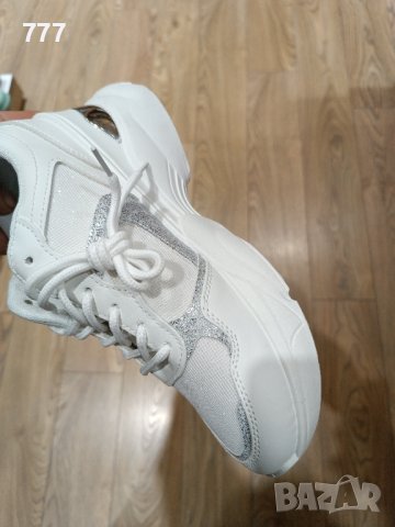 маратонки , снимка 3 - Маратонки - 43587575