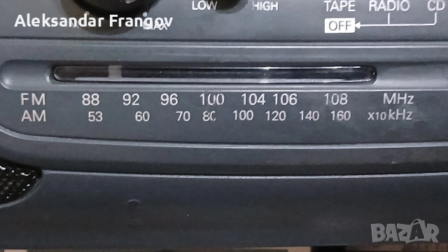 SANYO MCD - Z100F , снимка 10 - Радиокасетофони, транзистори - 53444806