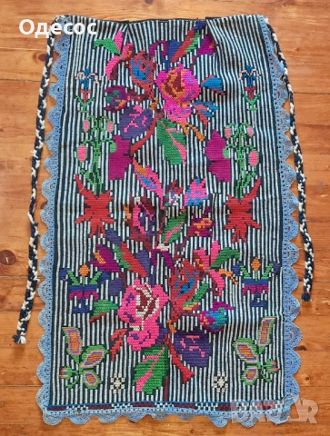 Автентична престилка  за носия от Суворово,Варненско