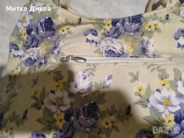 Чанта на цветчета нова 41х33см промазан плат за през рамо женска, снимка 2 - Чанти - 43958162