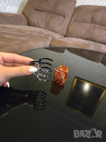 Щипки за коса в 2 прекрасни цвята, снимка 2 - Аксесоари за коса - 51546229