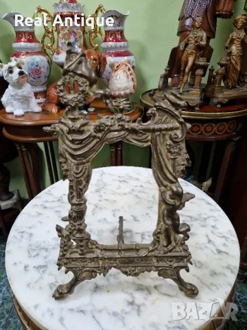 Стара страхотна антикварна английска бронзова поставка за снимки , снимка 3 - Антикварни и старинни предмети - 50263051