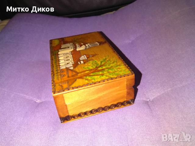 Дървена кутия ръчно рисувана винтидж СССР нова 140х85х43мм, снимка 2 - Декорация за дома - 51080445