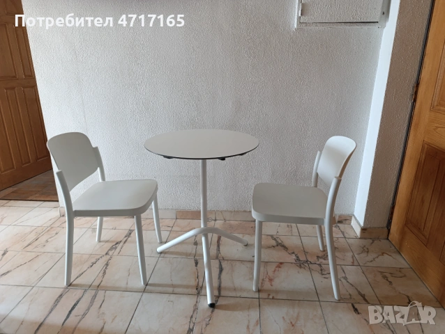 Комплект маси със столове