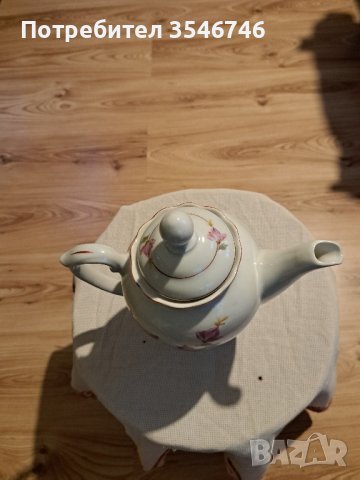стар порцеланов чайник, снимка 2 - Антикварни и старинни предмети - 43764000