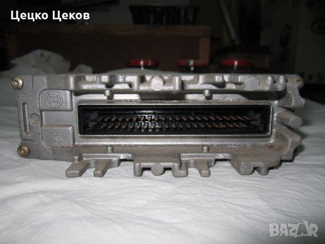 Компютър от Фолксваген Венто, снимка 2 - Части - 28949789