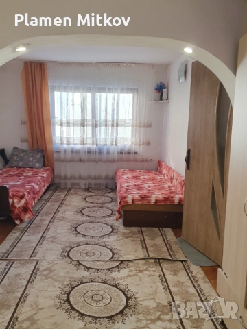 Къщата разполага с лятна кухня и гараж в близост до центара, снимка 6 - Къщи - 53248384