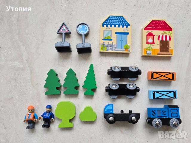 Комплект дървена писта "Hape", снимка 9 - Коли, камиони, мотори, писти - 52554237