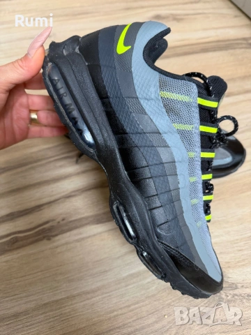Оригинални маратонки NIKE AIR MAX 95 UL! 45 н, снимка 3 - Маратонки - 51458446