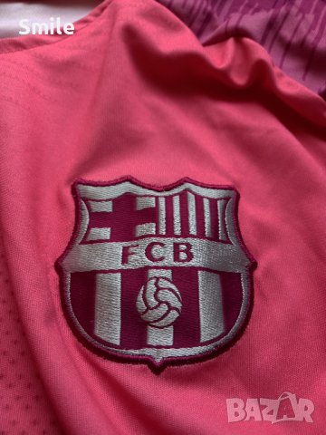Футболна фланелка/FC Barcelona, снимка 4 - Футбол - 36997711