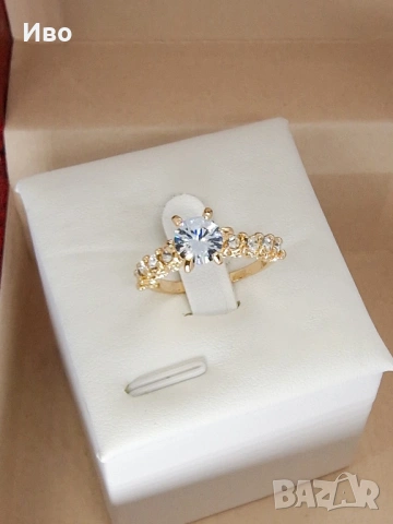 Classic Solitaire Crown Ring 💎 | дамски пръстен с камък