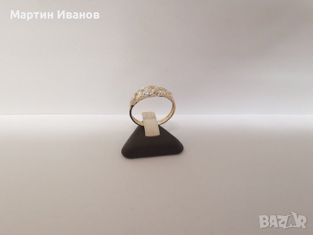 Златен пръстен с диаманти , снимка 2 - Пръстени - 30077756