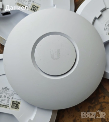 Ubiquiti UniFi UAP-AC-Lite access point, снимка 11 - Мрежови адаптери - 53400060