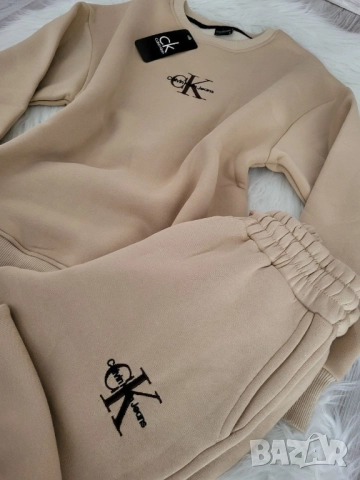 дамски екип calvin klein , снимка 2 - Спортни екипи - 51833567