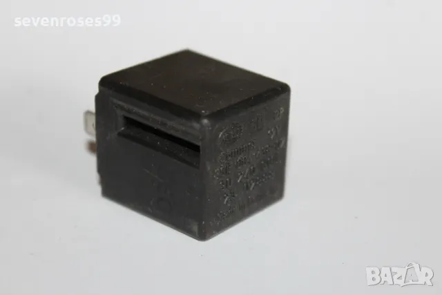 Реле Opel 3sb004438-02 90240665 2502888