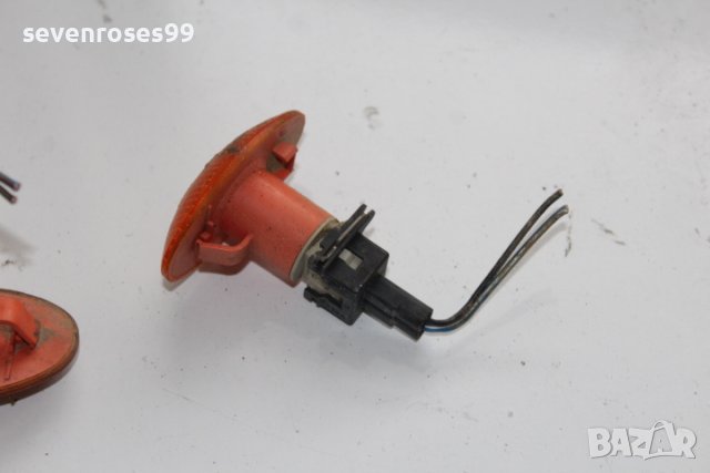 Мигачи калник ляв десен Форд КА 1 Ford KA 1 комплект, снимка 6 - Части - 39724832