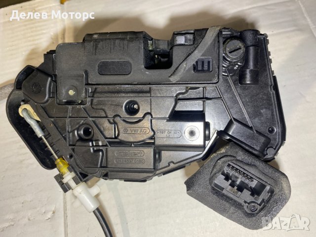 Брава за врата, задна лява, A5D5TA839015D, Skoda Octavia, Шкода Октавия 2018, снимка 3 - Части - 43727392