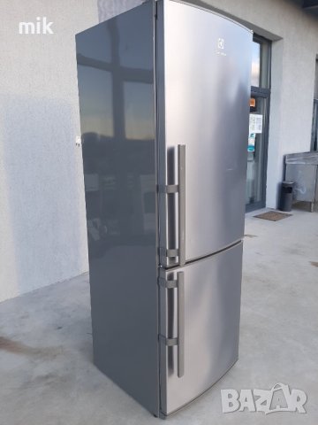 Хладилник с фризер Аег Електролукс 175, снимка 2 - Хладилници - 43835681