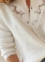 Бяла Жилетка С Брюкселска Дантела И Копчета Код S402, снимка 3