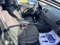 Toyota Avensis Бензин, снимка 11