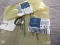 A6110530232,**NEU**MERCEDES-BENZ** Легло на клапана на двигателя