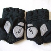 ръкавици за колоездене Giro Strade Dure Supergel Gloves - black, снимка 1 - Аксесоари за велосипеди - 36739655