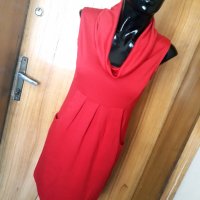 Червена къса рокля с джобчета и гръцко деколте С/М, снимка 1 - Рокли - 32974688