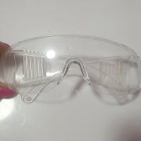 Прозрачни очила - против дъжд вятър слюнки - 13 лв, снимка 2 - Слънчеви и диоптрични очила - 28946880