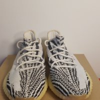 Adidas Yeezy Boost 350 V2 "Zebra" - Номер 44, снимка 3 - Маратонки - 43990425