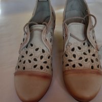Дамски обувки с нисък ток No 38 естествена кожа, снимка 1 - Дамски обувки на ток - 43087548