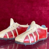 Старинен сувенир - ръчно изработен модел на обувки, снимка 1 - Колекции - 44080354
