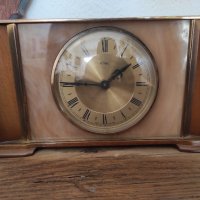 Ретро Английски Механичен Часовник Metamec, снимка 1 - Антикварни и старинни предмети - 43501846