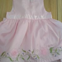 Розова рокля НМ, снимка 1 - Бебешки рокли - 32477290