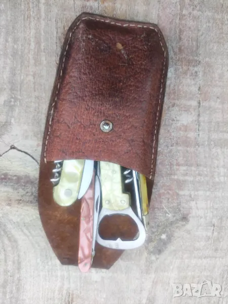 Продавам малка колекция от джобни ножчета, снимка 1