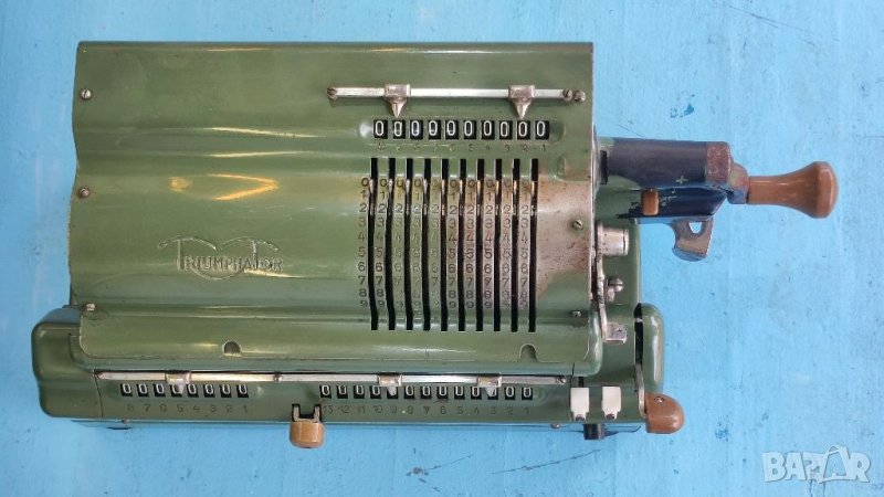 Стара,механична,сметачна машина, елка, калкулатор,Triumpha Tor CRN 1 . , снимка 1