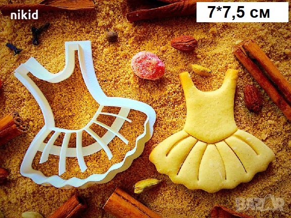 Лятна къса рокля балерина пластмасов резец форма фондан тесто бисквитки, снимка 1