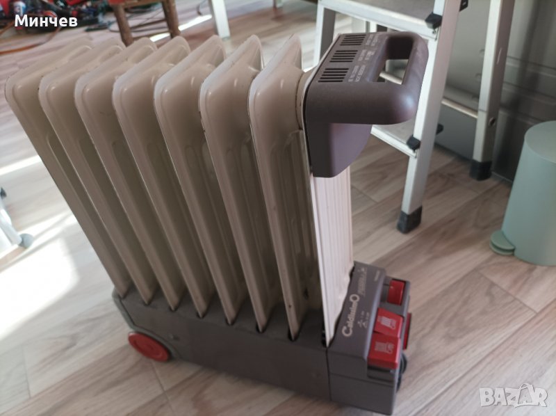 Маслен радиатор със  духалка DeLongi, снимка 1