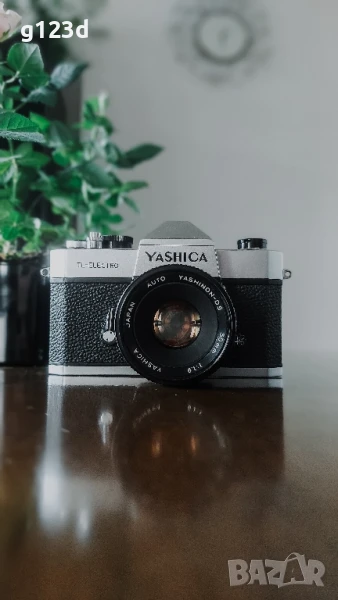 Yashica tl-electro с обектив Yashinon 50 мм 1.9, снимка 1