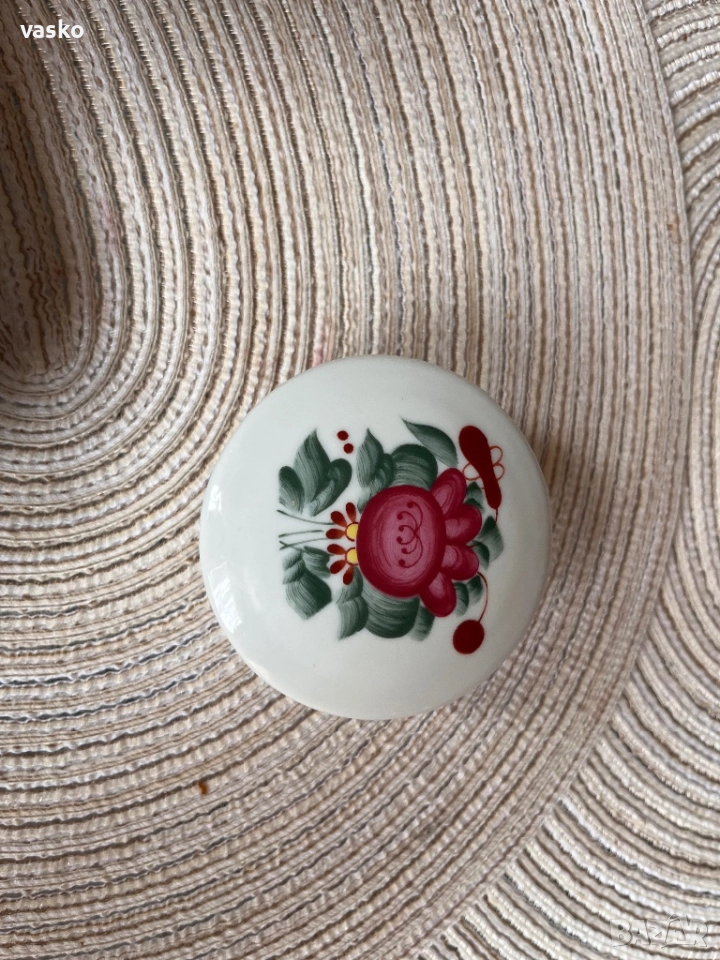 Порцеланова бижутерка, снимка 1