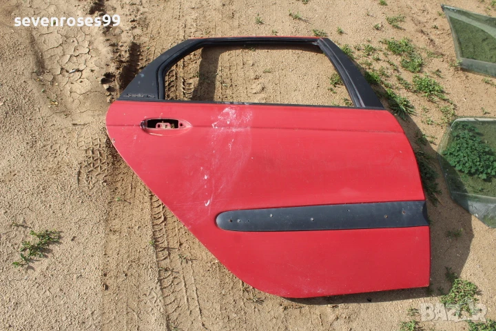 Врата задна дясна Рено Меган Сценик Renault Megane Scenic, снимка 1