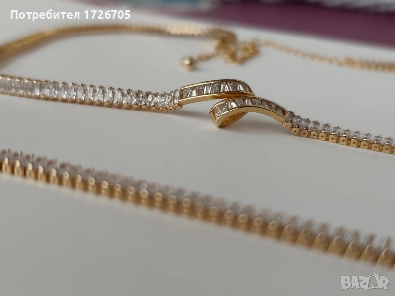 Страхотен комплект от златиста чанта+гривна+ гердан, снимка 1