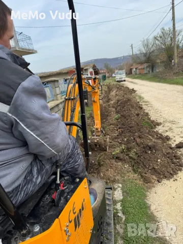 Услуги с мини багер 1 тон челен товарач бобкат и самосвал за област Шумен и региона, снимка 13 - Други услуги - 46032269