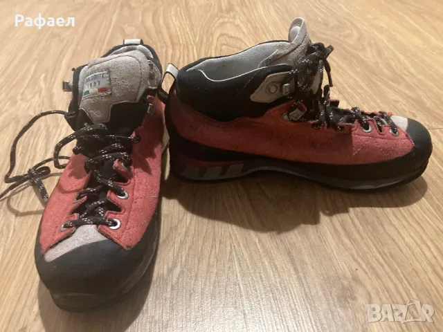 Туристически обувки Dolomite, снимка 1