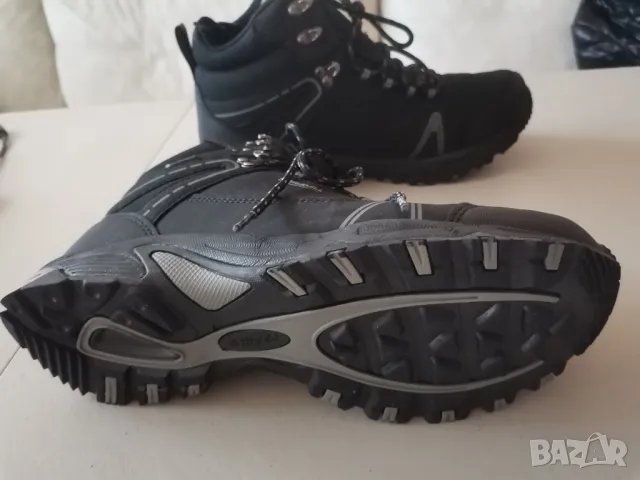 Мъжки обувки боти Hi-Tec Hapiter Mid WaterProof
 43 номер
, снимка 7 - Мъжки боти - 49537003