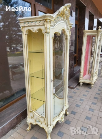Италианска барокова витрина 025, снимка 8 - Секции и витрини - 52091432