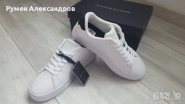 Нови бели кожени мъжки маратонки Tommy Hilfiger размер EUR41, снимка 10 - Маратонки - 53500665