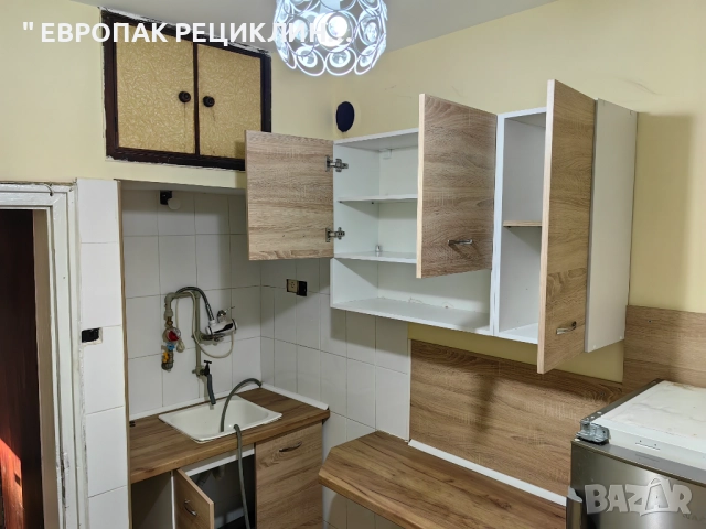 Собственик ОТДАВА Самостоятелен ЕТАЖ от КЪЩА 100кв + 250кв САМОСТОЯТЕЛЕН Двор, снимка 10 - Етаж от къща - 52669820